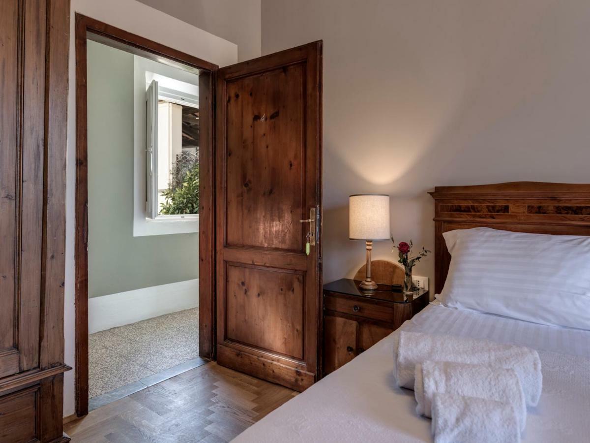 Tenuta Di Capezzana Bed & Breakfast Seano Eksteriør bilde