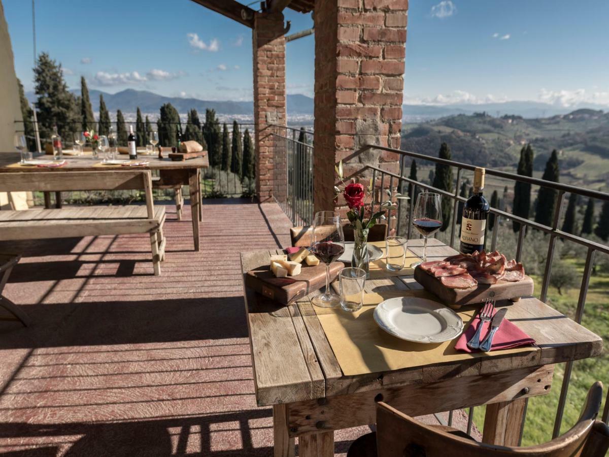 Tenuta Di Capezzana Bed & Breakfast Seano Eksteriør bilde