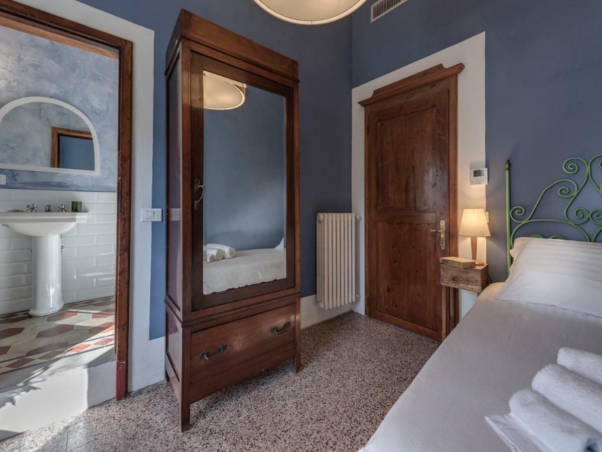 Tenuta Di Capezzana Bed & Breakfast Seano Eksteriør bilde