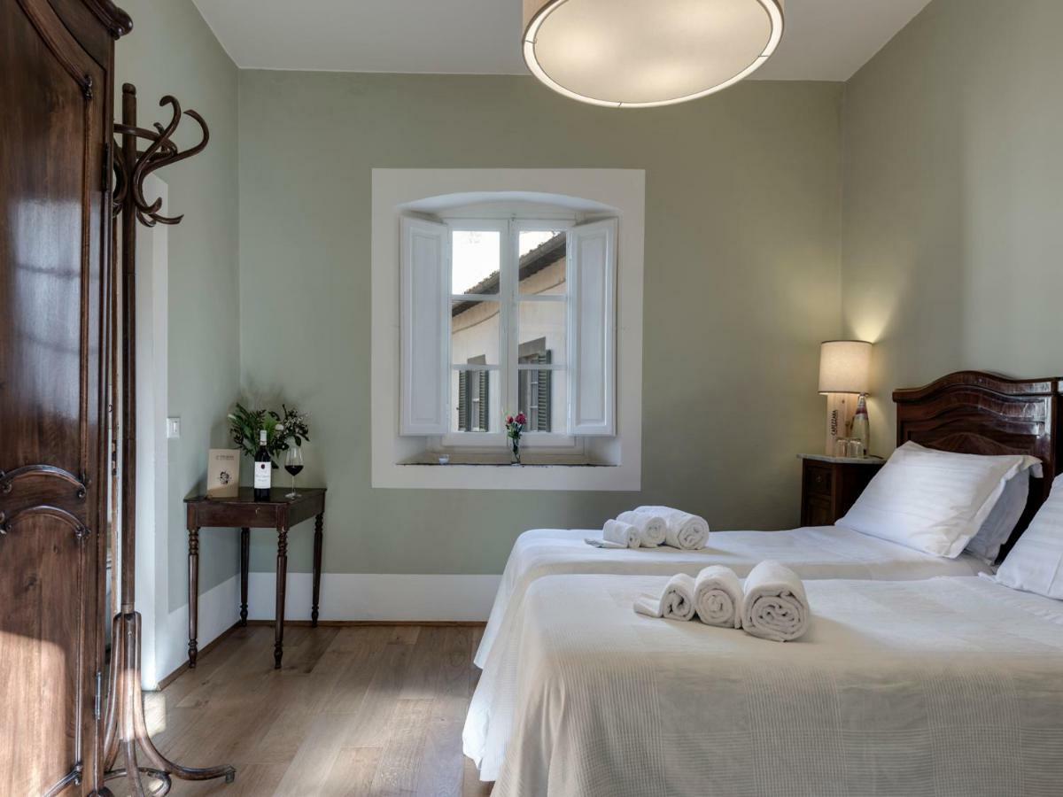 Tenuta Di Capezzana Bed & Breakfast Seano Eksteriør bilde
